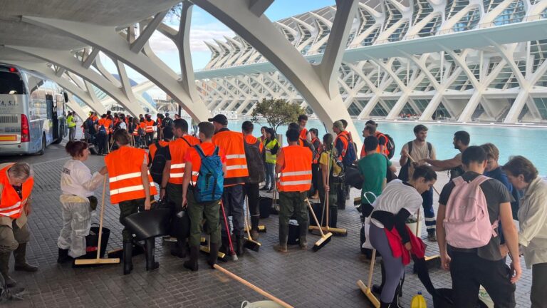 El tejido social, punta de lanza tras el devastador paso de la DANA