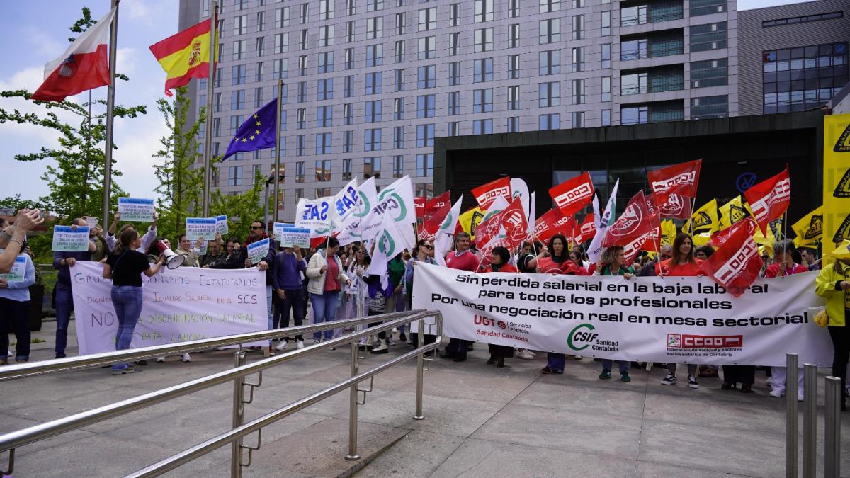 nacional-cantabria-sindicatos-manifestacion-sanidad-noticia-entremayores