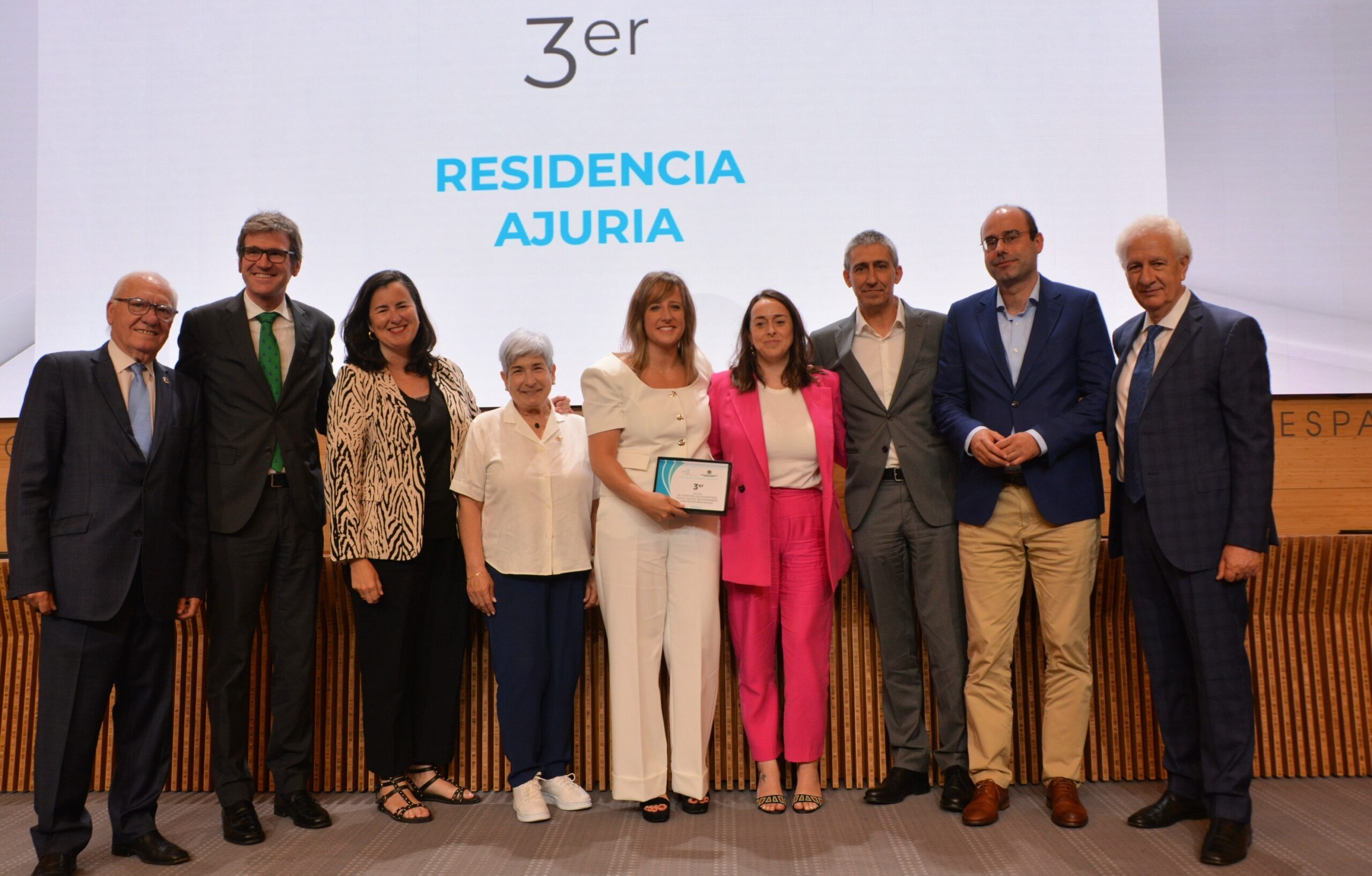 pv-alava-residencia-ajuria-premio-noticia-entremayores