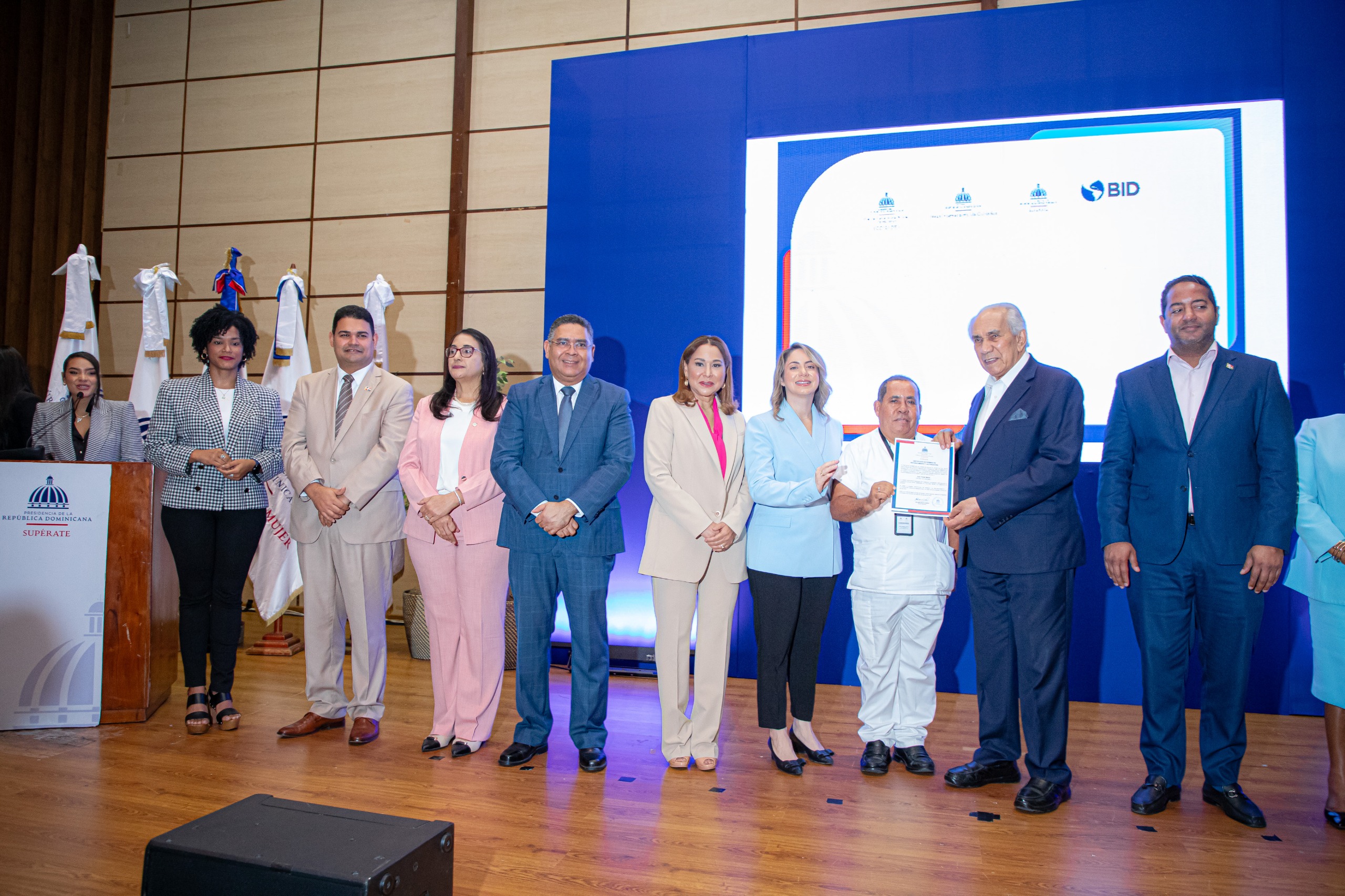 intern-conape-noticia-entremayores